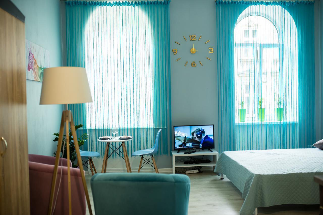 Romantic Apartment In The Center Of Old Лвив Екстериор снимка