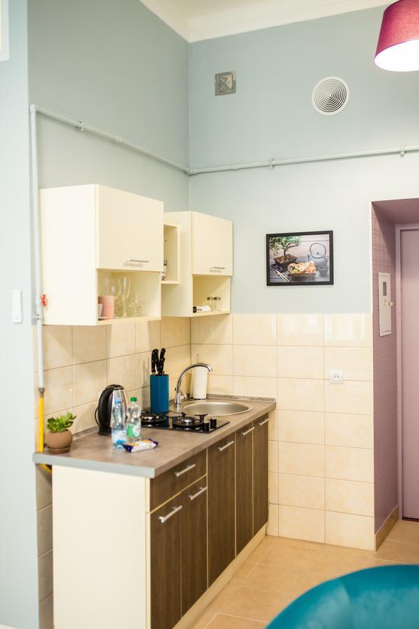 Romantic Apartment In The Center Of Old Лвив Екстериор снимка